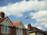 Heathrow plane landing